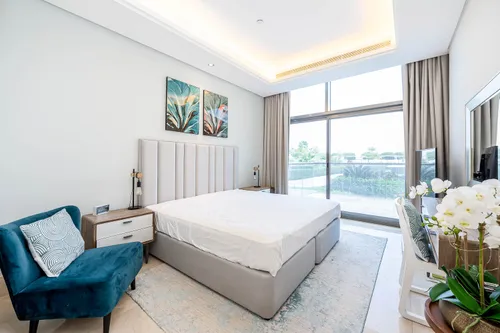 2 Bedrooms Apartment in The 8