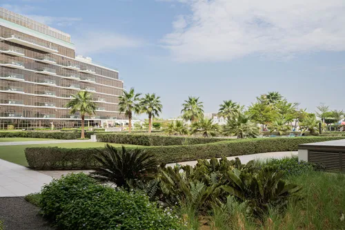 2 Bedrooms Apartment in The 8