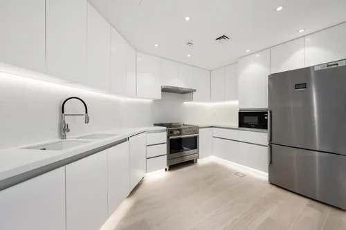 3 Bedrooms Apartment in Al Khushkar