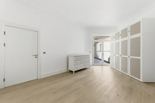 3 Bedrooms Apartment in Al Khushkar