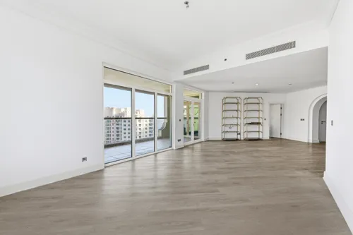 3 Bedrooms Apartment in Al Khushkar