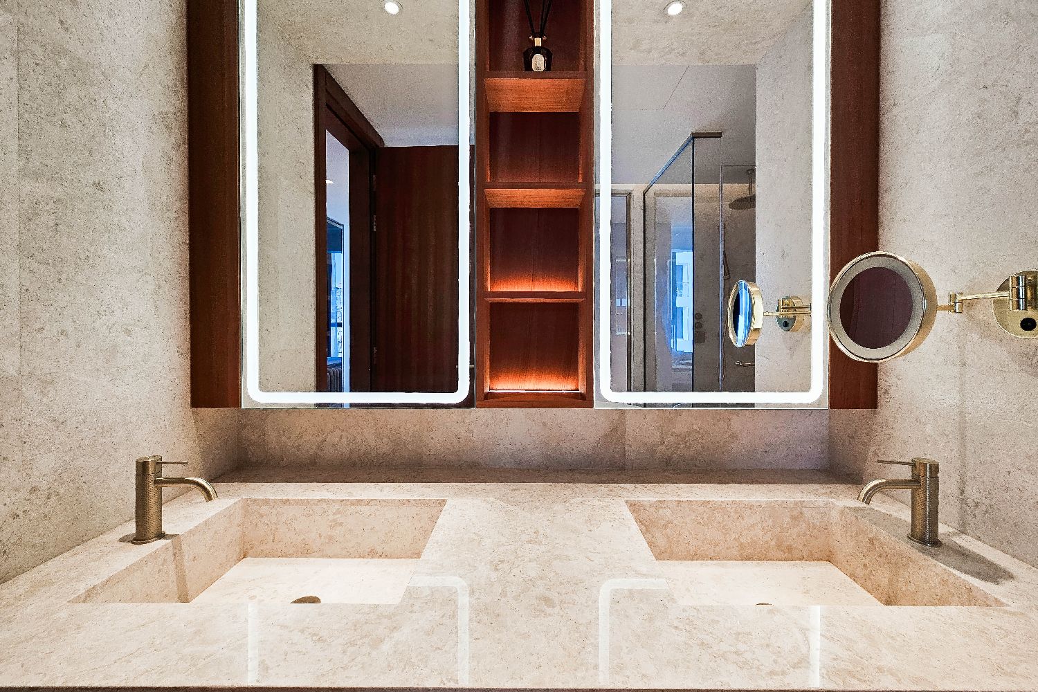 2 Bedrooms Apartment in Ellington Beach House