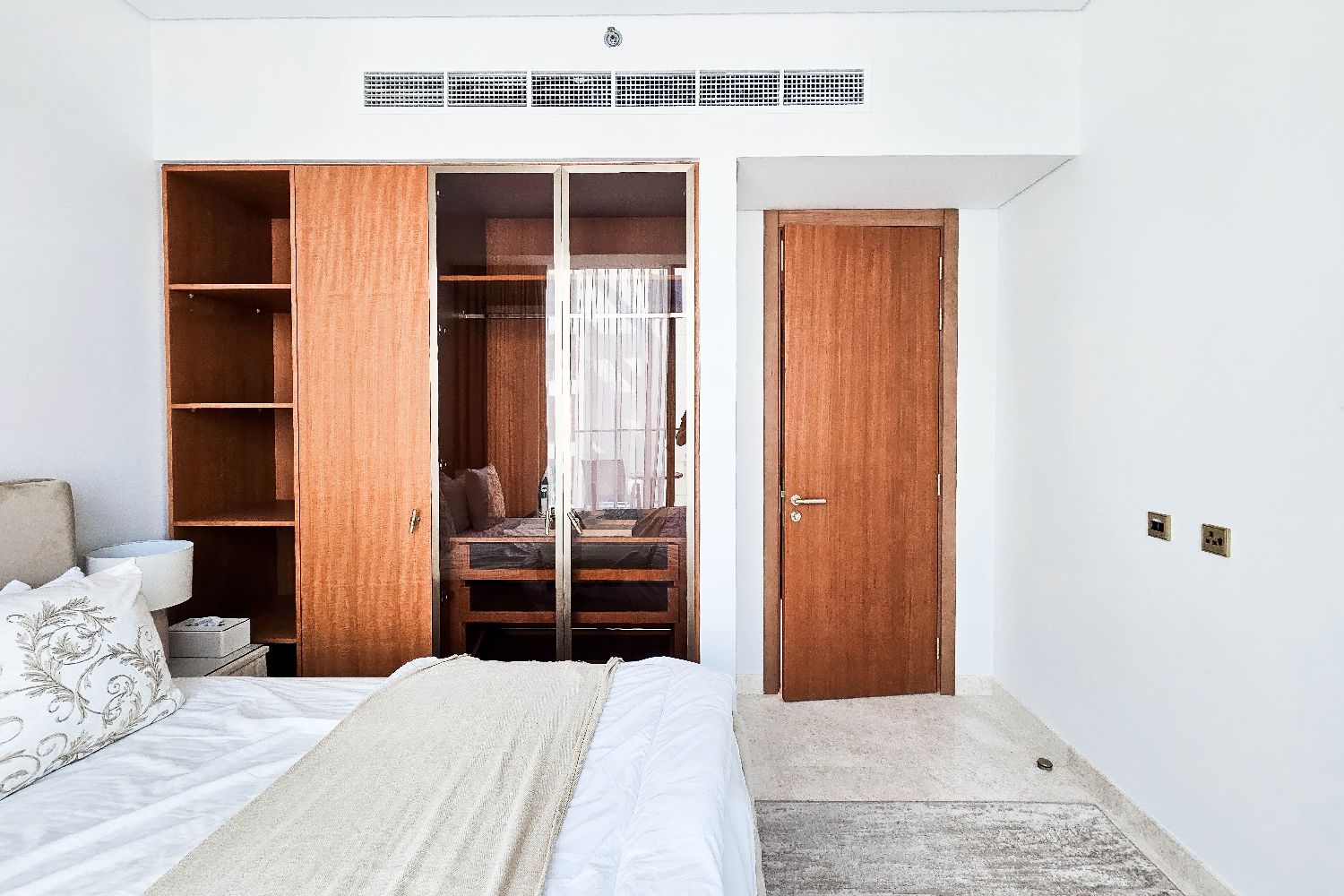 2 Bedrooms Apartment in Ellington Beach House