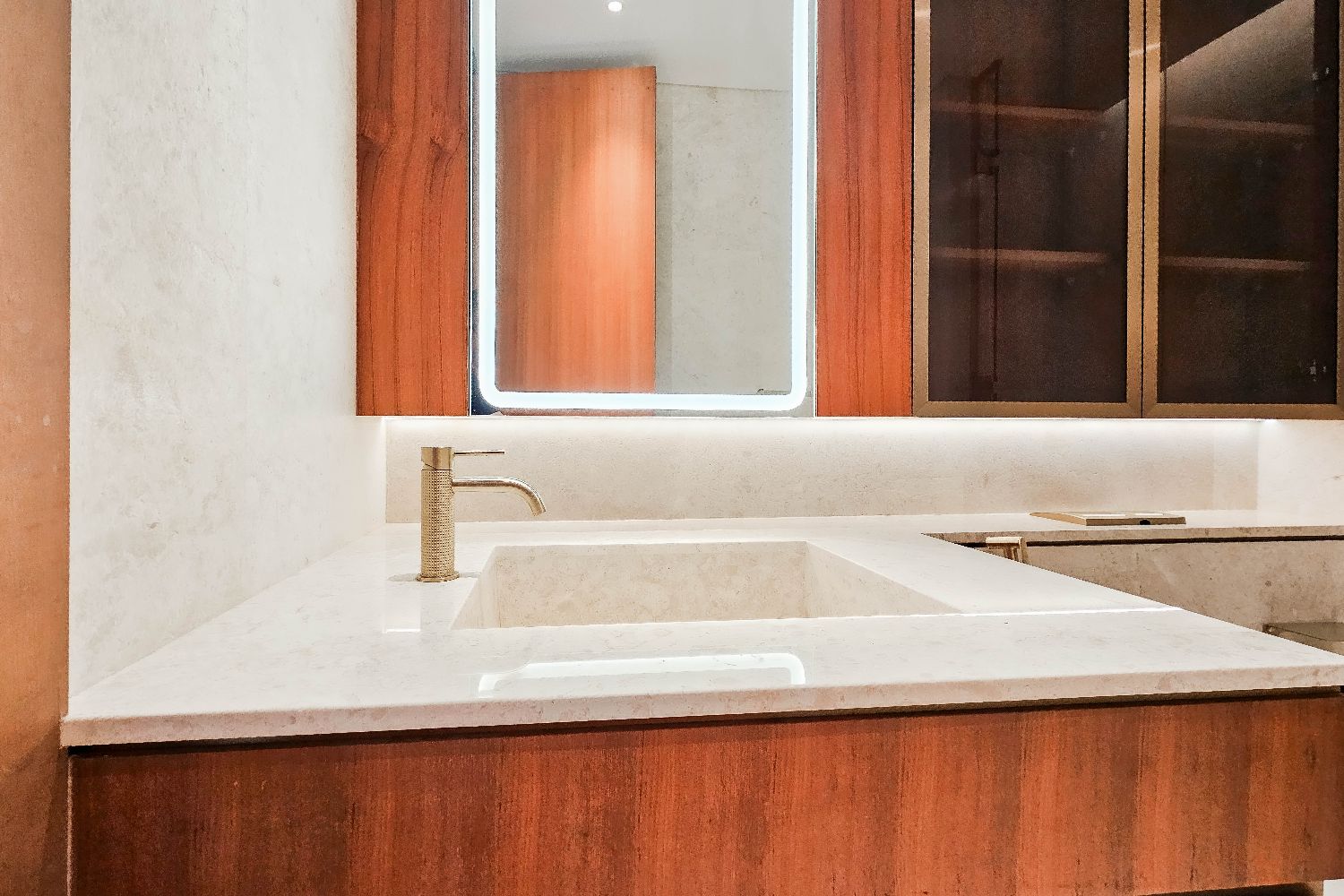 2 Bedrooms Apartment in Ellington Beach House