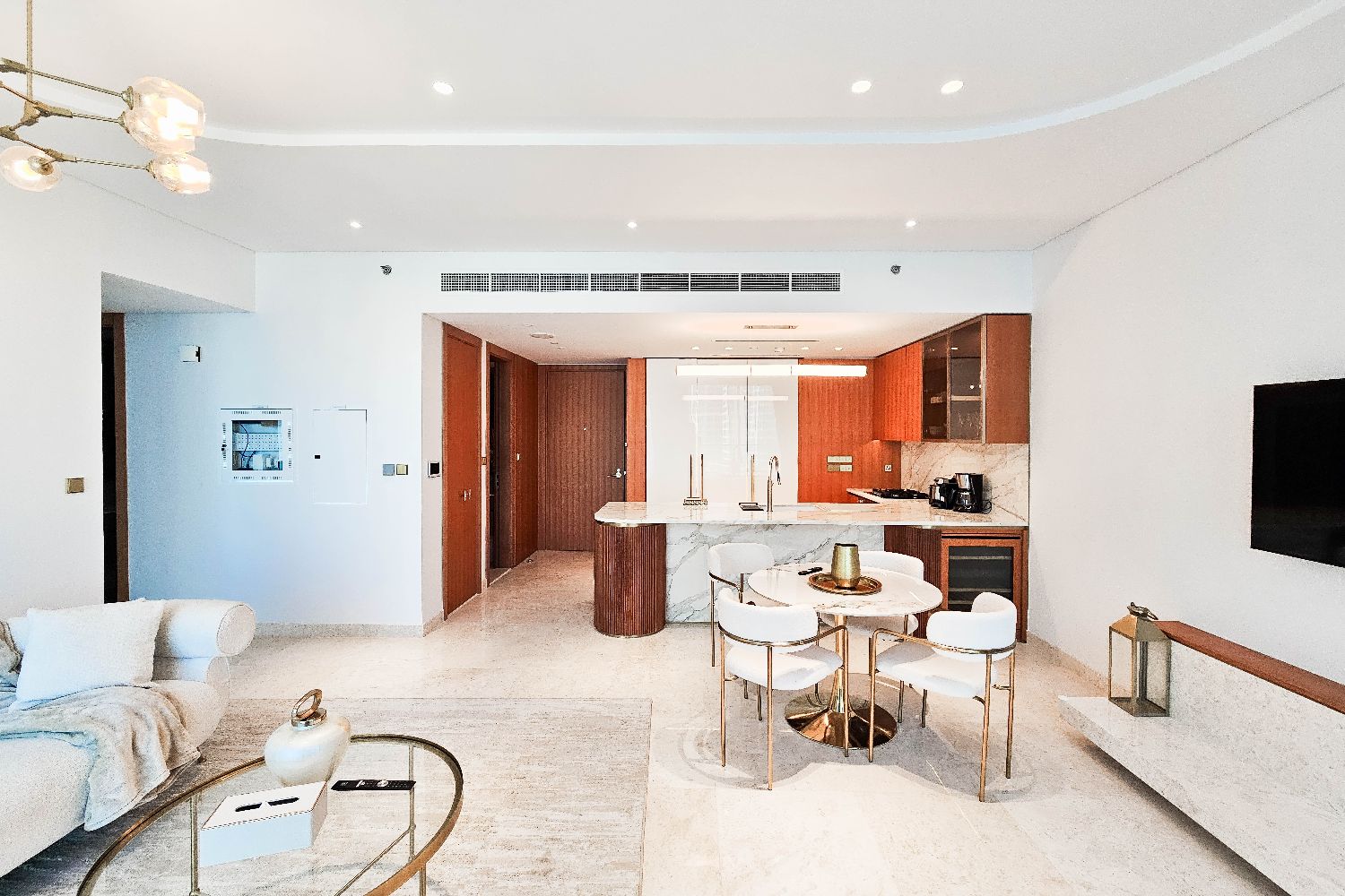 2 Bedrooms Apartment in Ellington Beach House