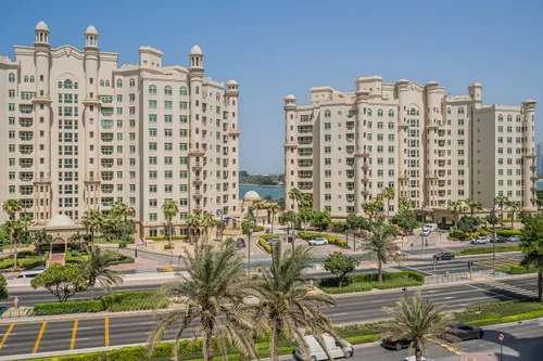 3 Bedrooms Apartment in Al Tamr