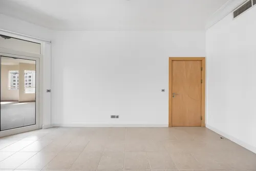 3 Bedrooms Apartment in Al Tamr