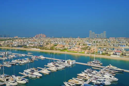 3 Bedrooms Apartment in Aquamarine