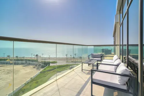 2 Bedrooms Apartment in The 8