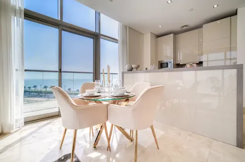 2 Bedrooms Apartment in The 8