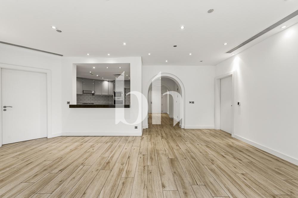 Park View | Upgraded | Mid Floor