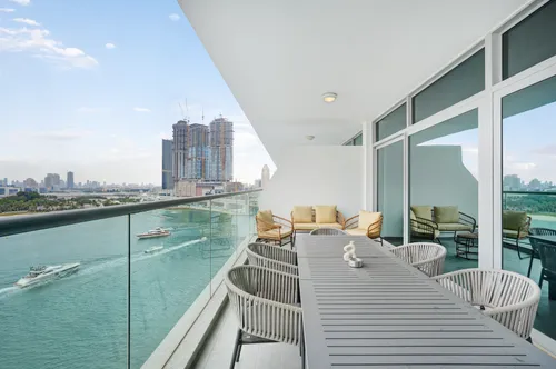 1 Bedroom Apartment in Azure Residences