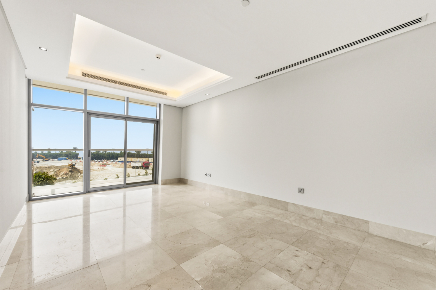 2 Bedrooms Apartment in The 8