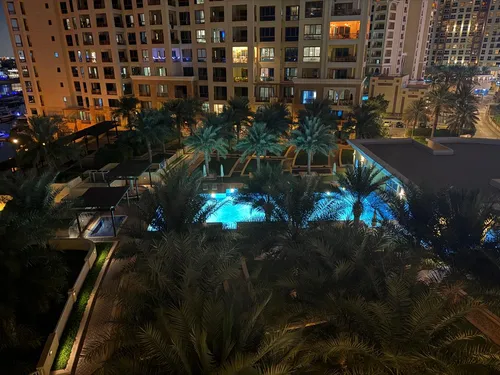 2 Bedrooms Apartment in Marina Residences 4