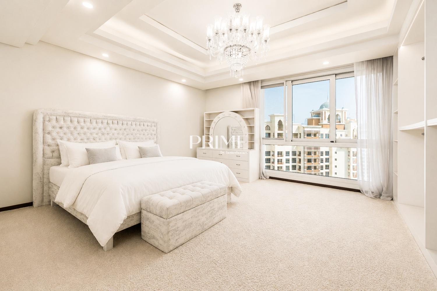 4 Bedrooms Apartment in Marina Residences 2