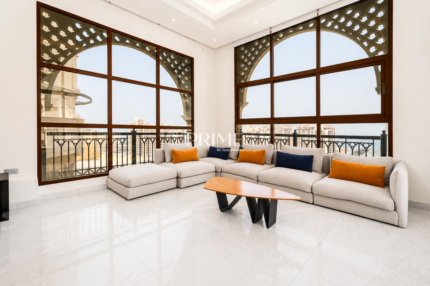 4 Bedrooms Apartment in Marina Residences 2