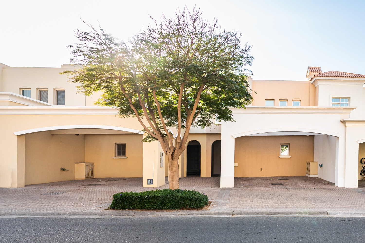 3 Bedrooms Townhouse in Al Reem 1 Al Reem Drive