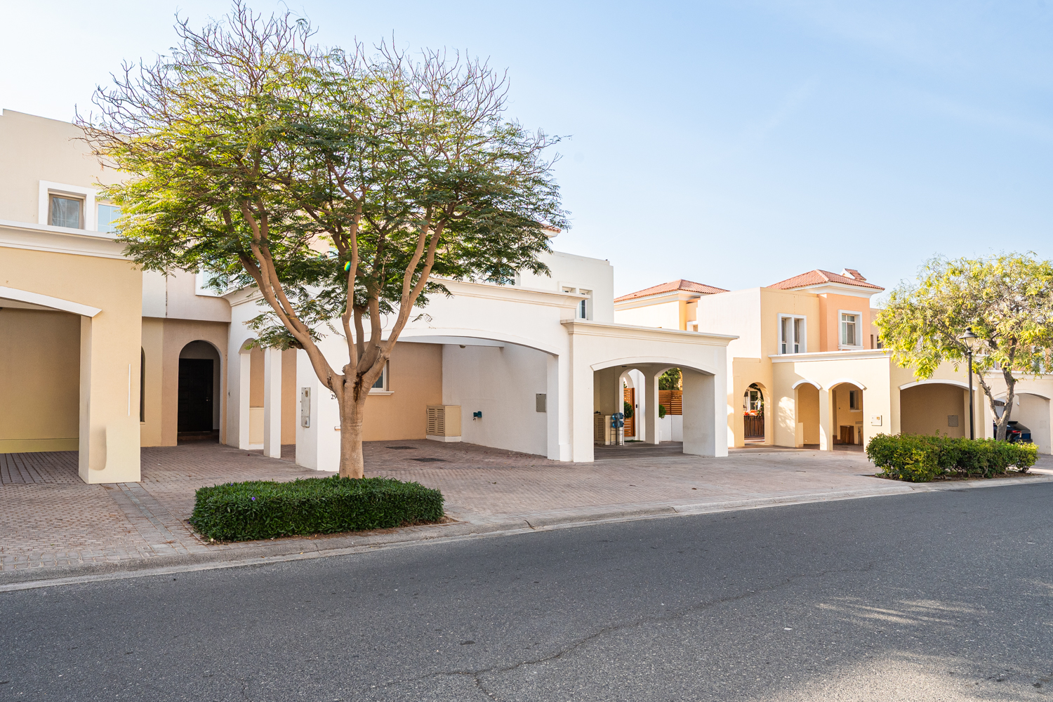 3 Bedrooms Townhouse in Al Reem 1 Al Reem Drive