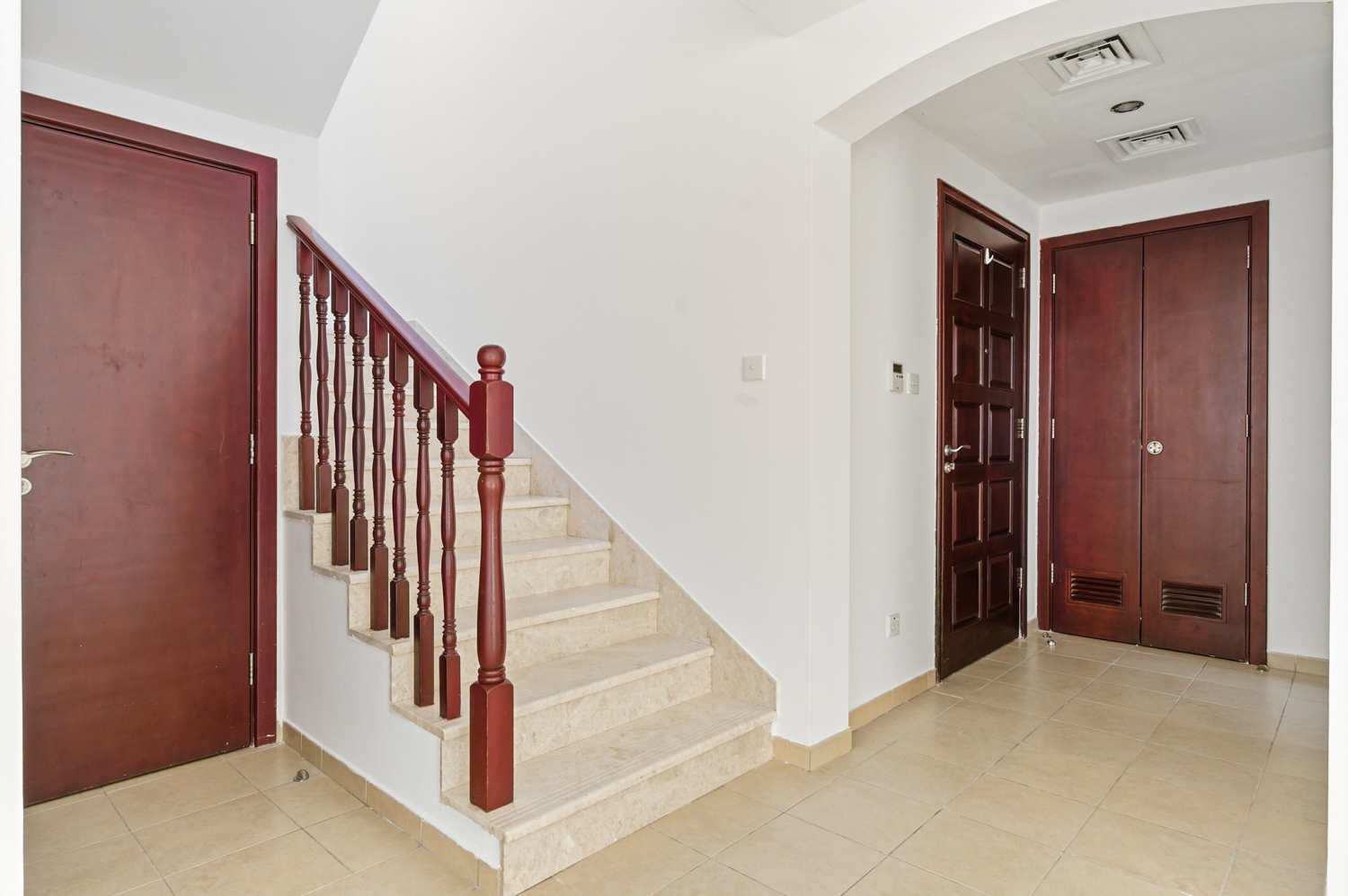 3 Bedrooms Townhouse in Al Reem 1 Al Reem Drive