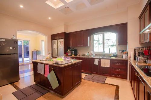 6 Bedrooms Villa in Polo Homes