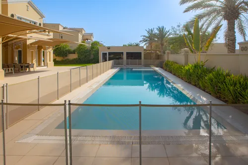 6 Bedrooms Villa in Polo Homes