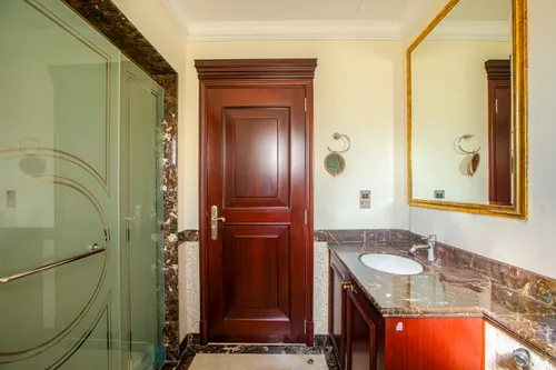 6 Bedrooms Villa in Polo Homes