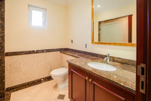 6 Bedrooms Villa in Polo Homes
