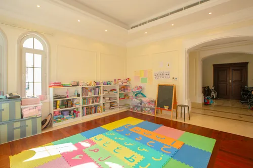 6 Bedrooms Villa in Polo Homes