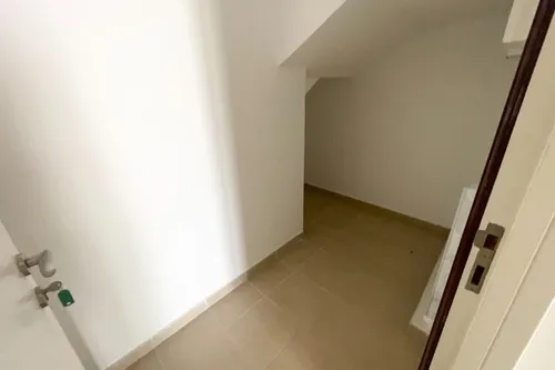 2 Bedrooms Villa in Palmera 2