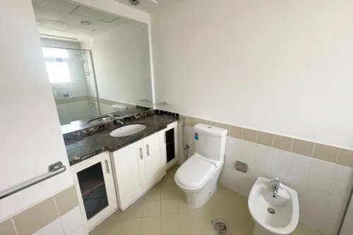 2 Bedrooms Villa in Palmera 2