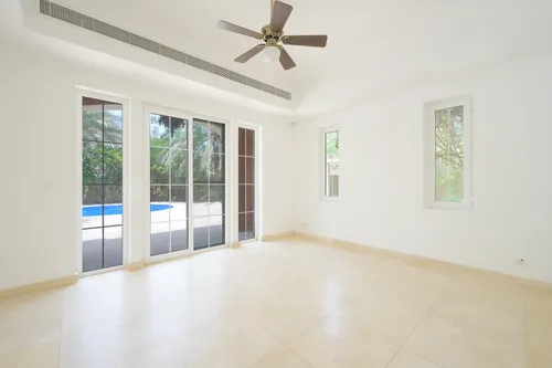 5 Bedrooms Villa in Mirador