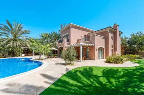 5 Bedrooms Villa in Mirador