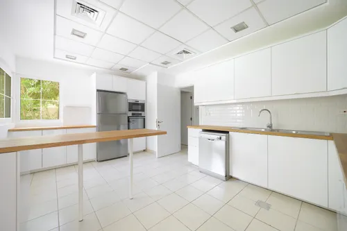 5 Bedrooms Villa in Mirador