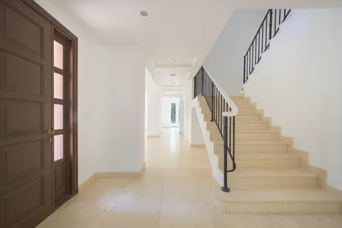 5 Bedrooms Villa in Mirador
