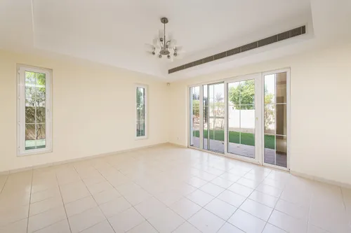 5 Bedrooms Villa in Mirador