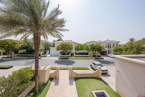 5 Bedrooms Villa in Mirador