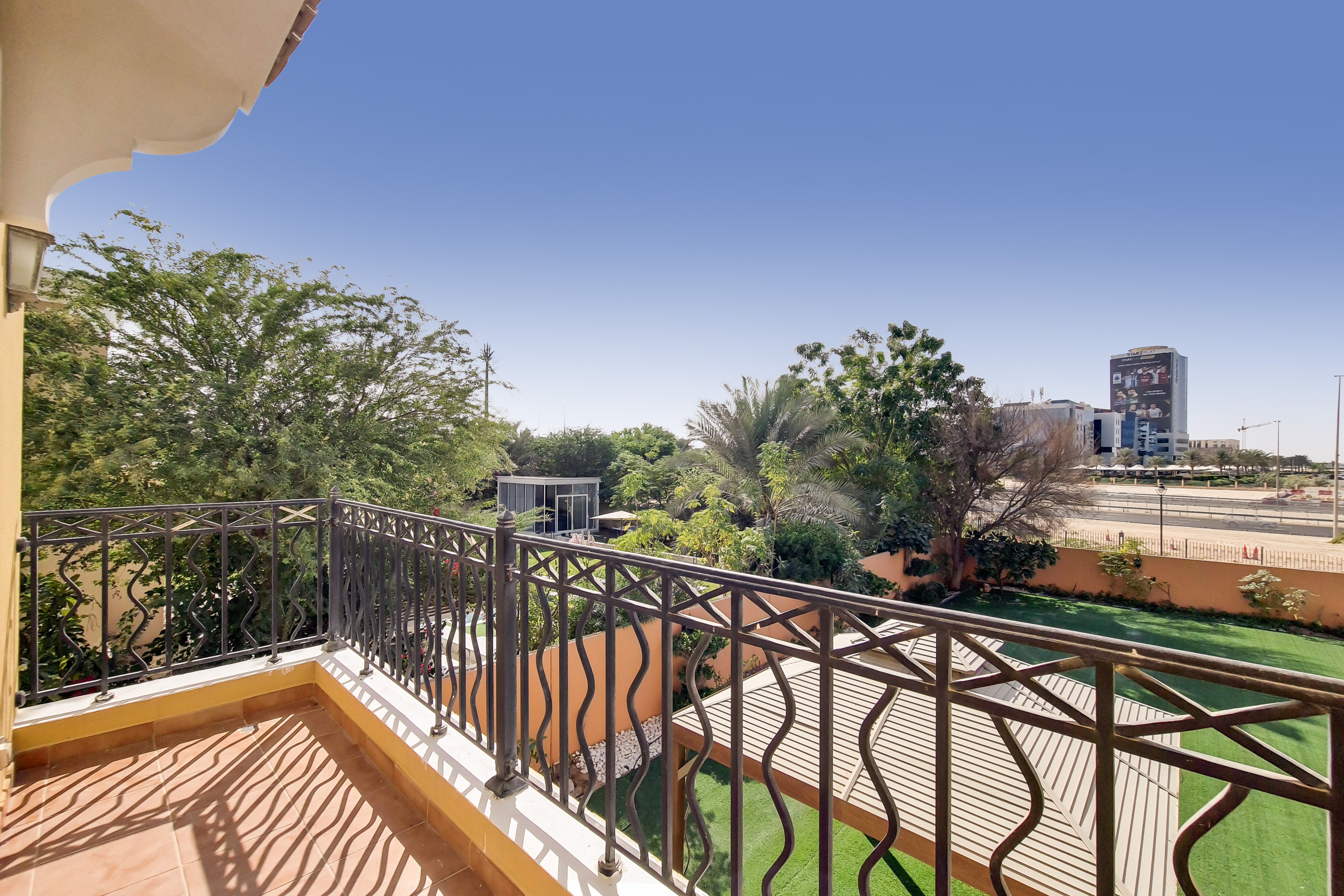 5 Bedrooms Villa in Mirador La Coleccion 1