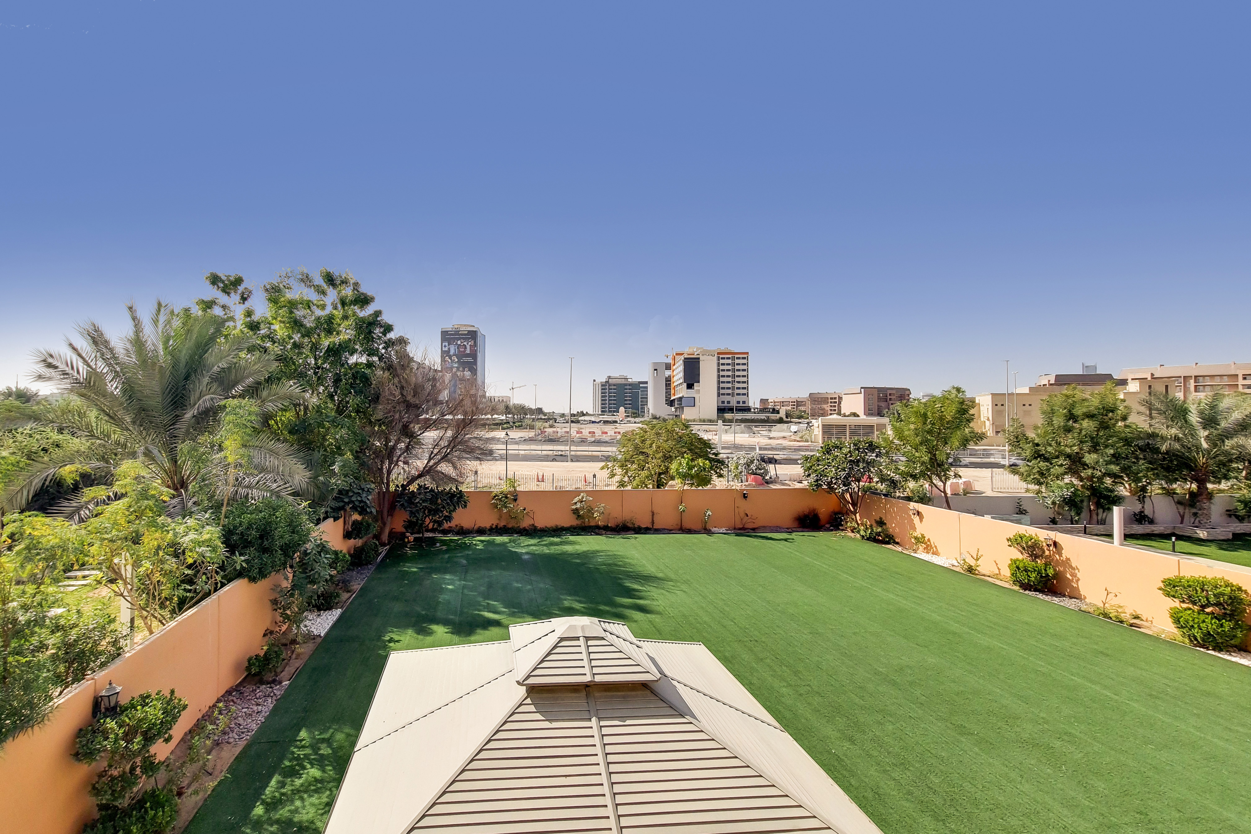 5 Bedrooms Villa in Mirador La Coleccion 1