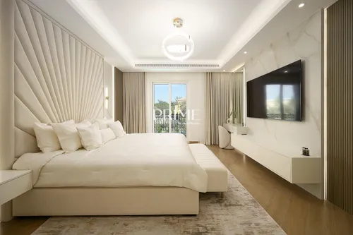 5 Bedrooms Villa in Mirador La Coleccion 1