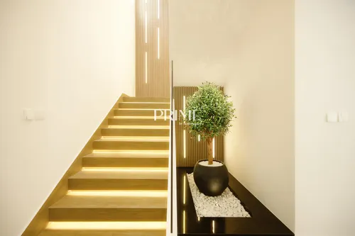 5 Bedrooms Villa in Mirador La Coleccion 1
