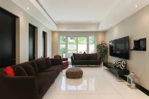 5 Bedrooms Villa in Al Mahra