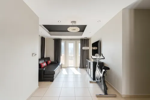 5 Bedrooms Villa in Al Mahra