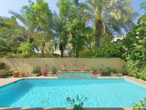 5 Bedrooms Villa in Al Mahra