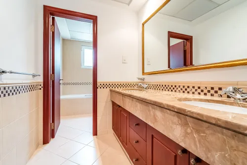 5 Bedrooms Villa in Al Mahra