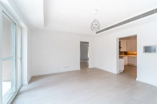 5 Bedrooms Villa in Al Mahra