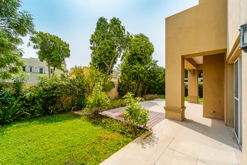 5 Bedrooms Villa in Al Mahra