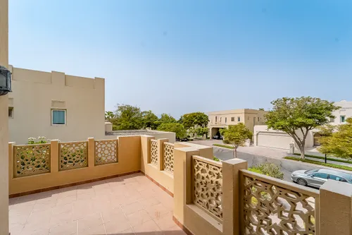5 Bedrooms Villa in Al Mahra