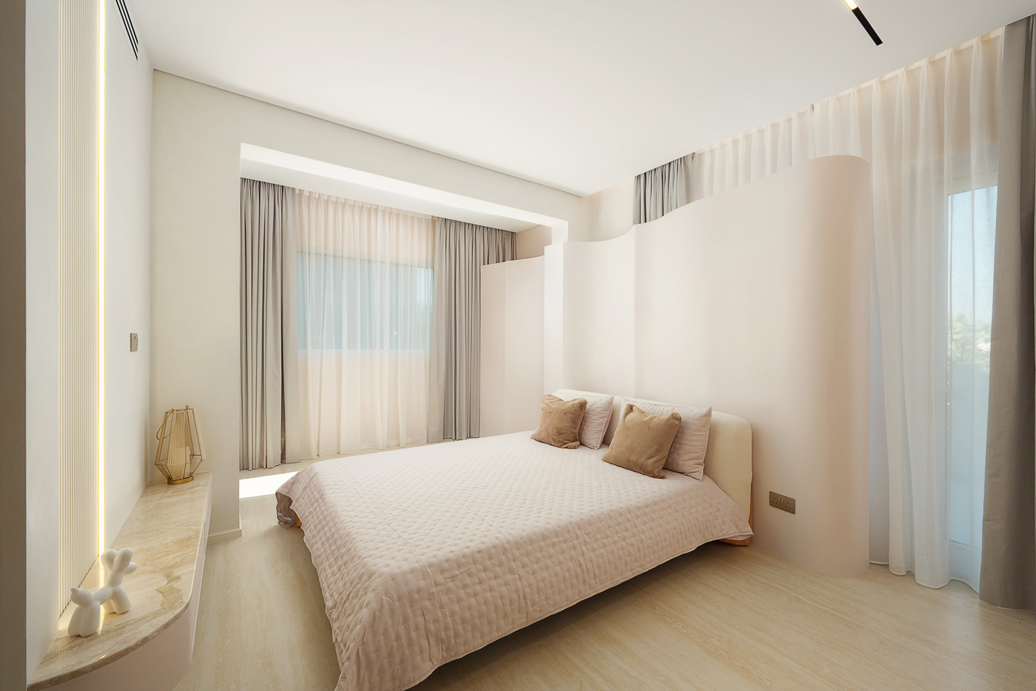 5 Bedrooms Villa in Al Mahra