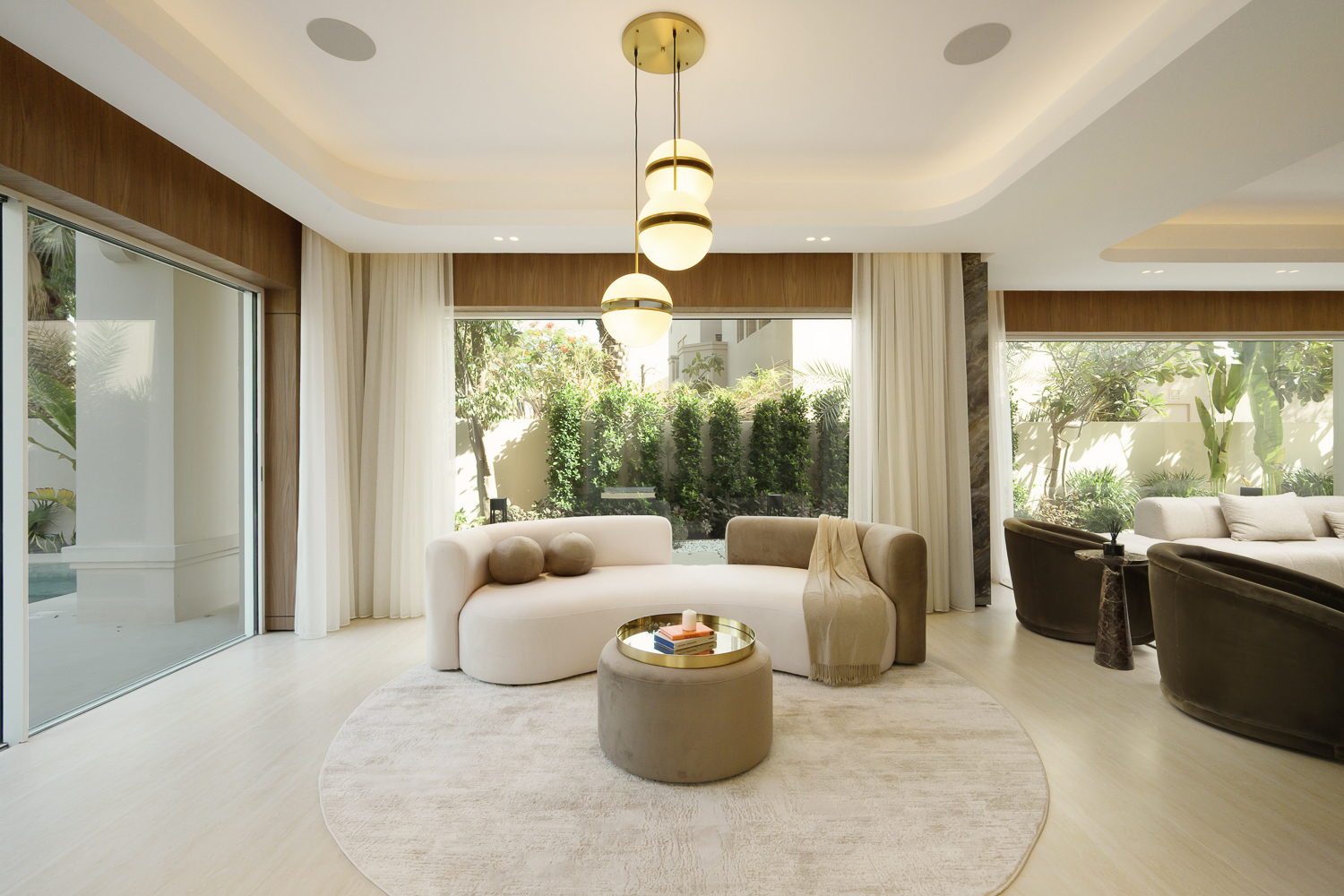 5 Bedrooms Villa in Al Mahra