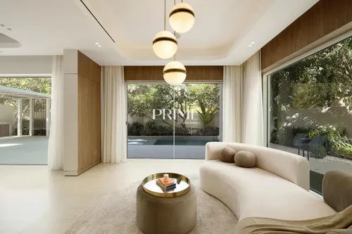 5 Bedrooms Villa in Al Mahra